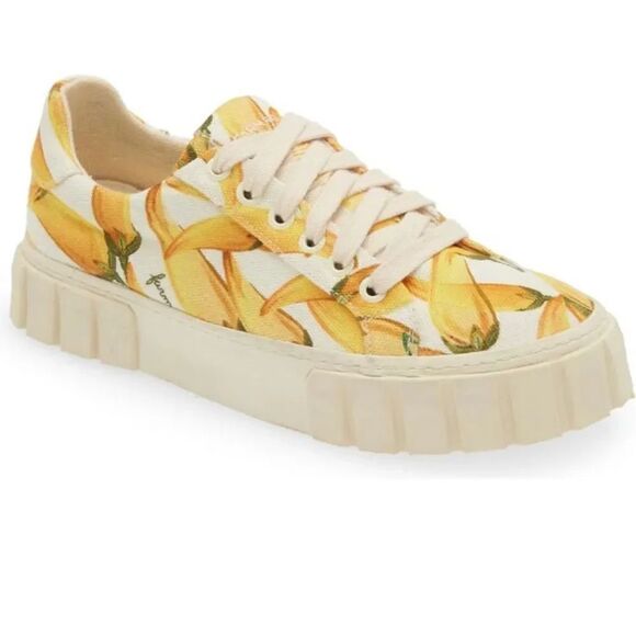 FARM Rio Shoes - Farm Rio pepper print platform sneakers size 8 NWB